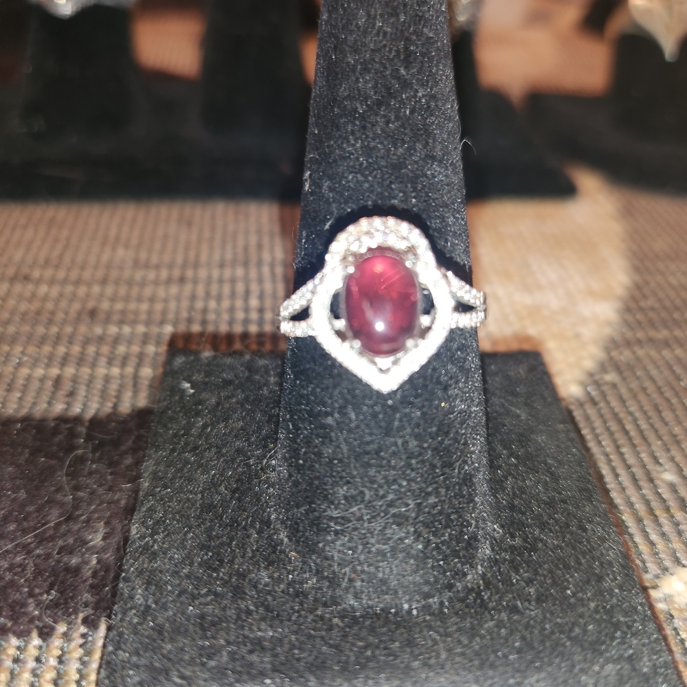 Women's 925 Designer Ruby Cabachon with Zircon stones.